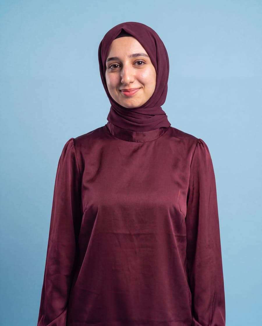 Şeyma Karamehmetoğlu, Yardımcı Öğretmen